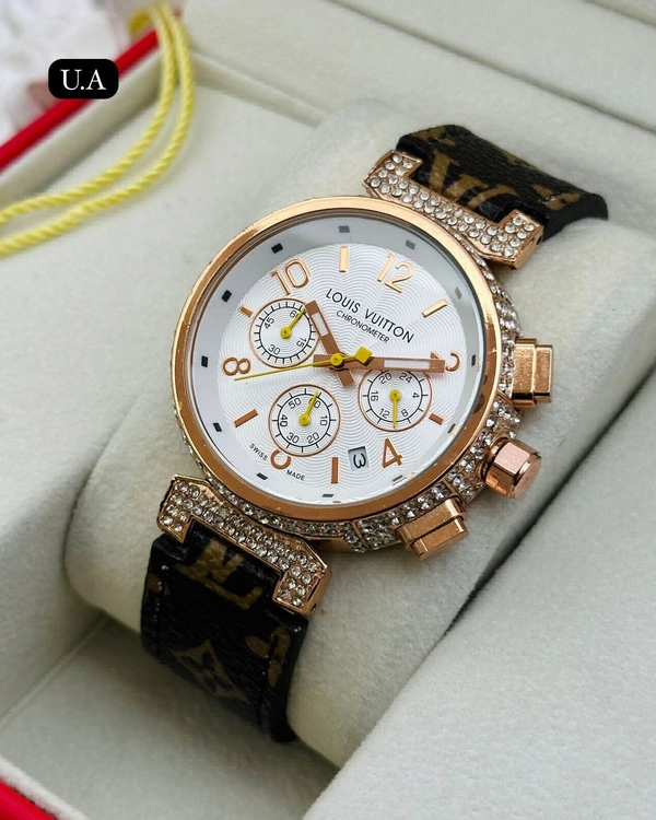 Louis Vuitton LOUIS VUITTON Premium Watch  - White