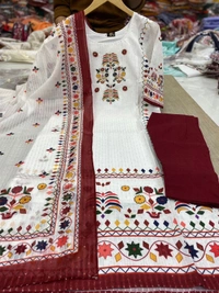 New Launching Beautiful printed Maslin kurta For Women  - Cyprus, L