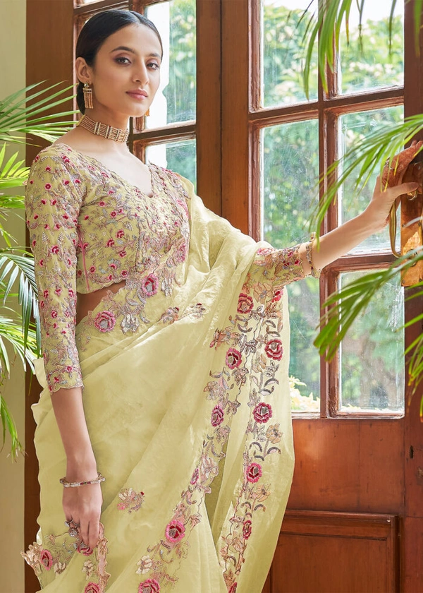Newly Launched VC Titan Premium Sarees - Tickle Me Pink