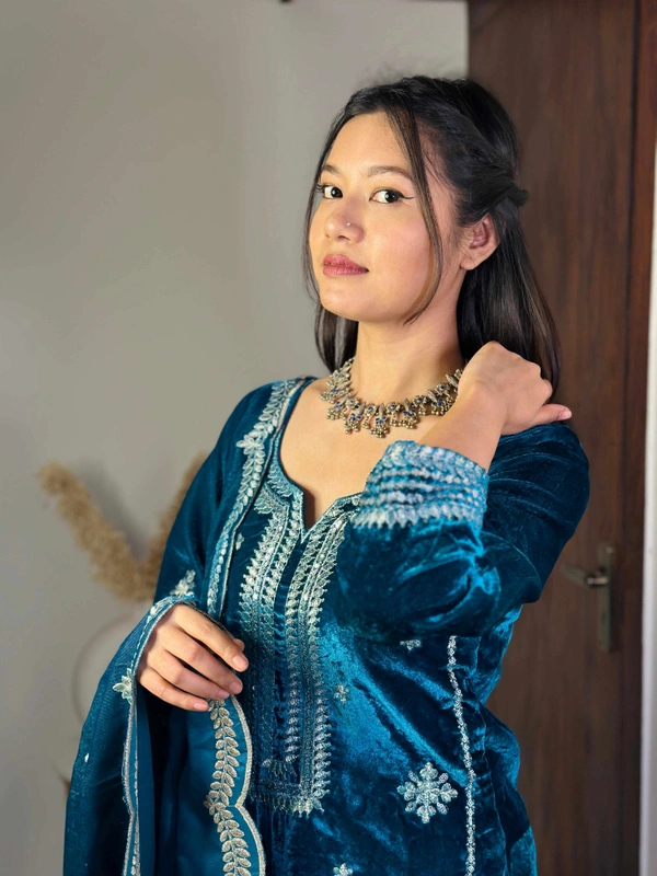 Most Demanding & Beautiful varanga kurta sets
