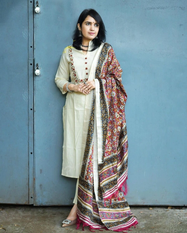 Top Quality Premium Kurta Set For Women  - White