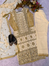 Murliwala Traders  Beautiful Kurta Set with Dupatta 