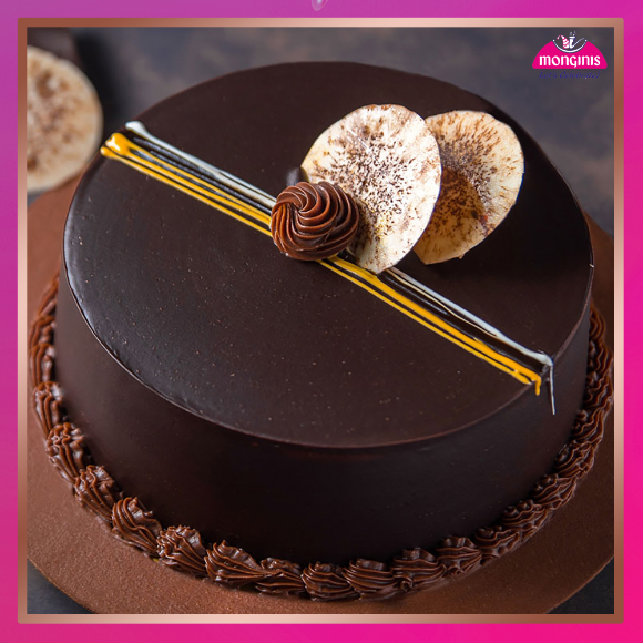 Chocolate Cake: A cake made of soft