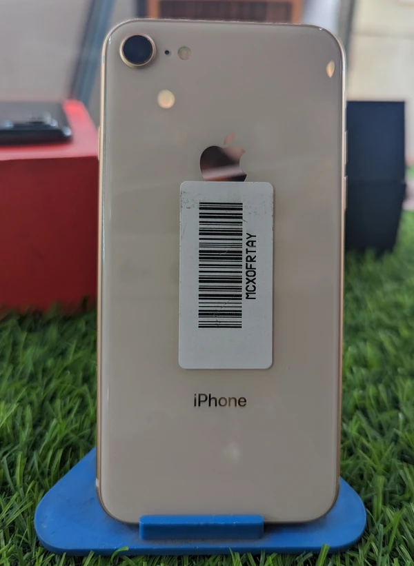 Iphone 8 64GB With Charger/Without Box - Gold