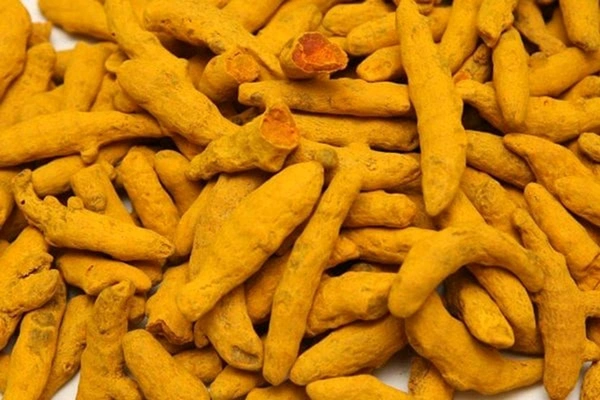 Whole Turmeric (Haldi) Root - 100gm Packet