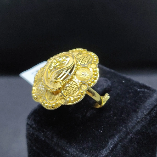 Gold Ring 