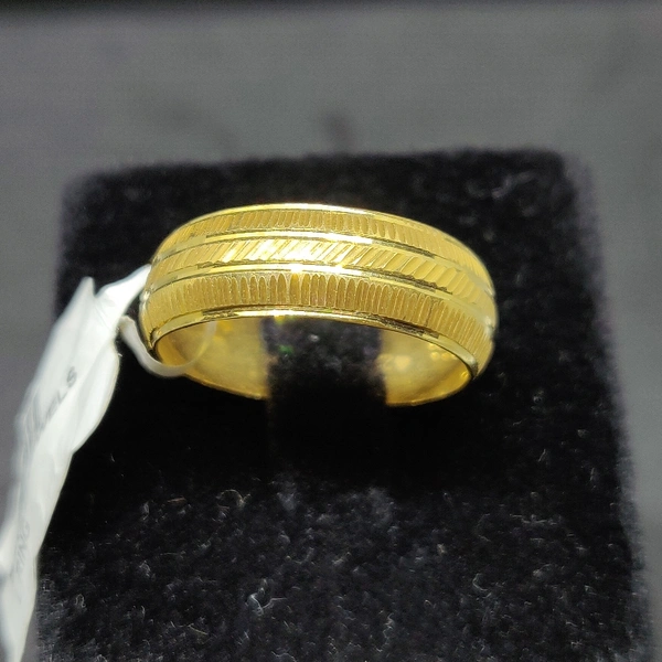 Gold Ring 