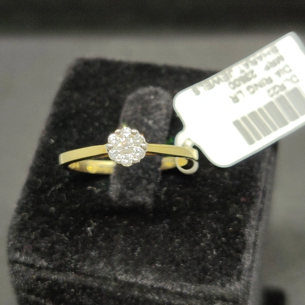 DIAMOND RING
