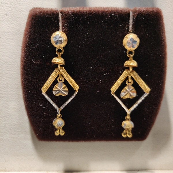 Dangling Earring
