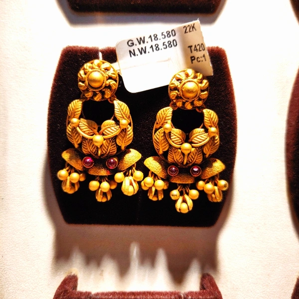 Dangling Earring