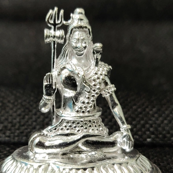 Silver Shankar Solid Idol