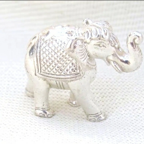 Silver Elephant Solid Idol