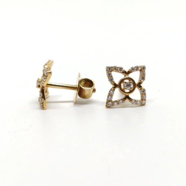 ROSE GOLD DIAMOND STUD