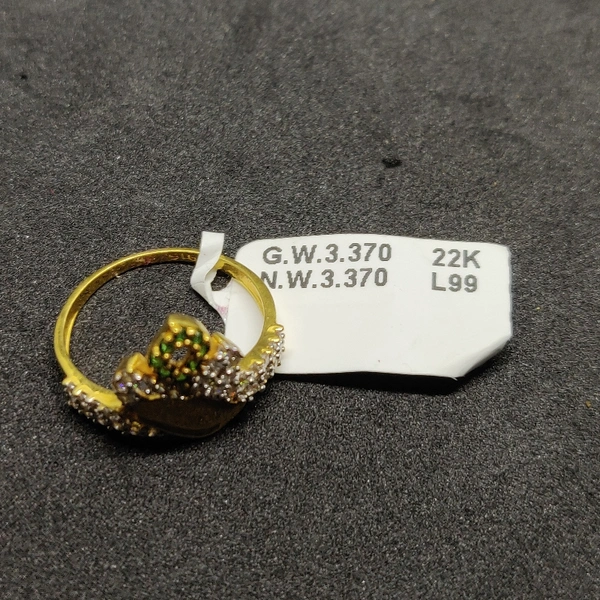 916 22kt Gold Diamond Ring
