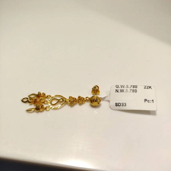 Dangling Earring
