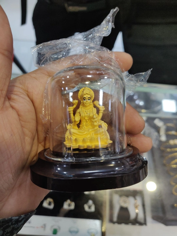 Gold Lakshmi Maa