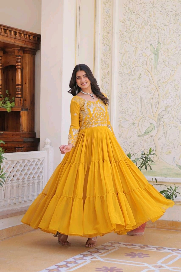 Azorte Fashion New Festival Long Gown – Heavy 3mm Sequins Work Fox Georgette Gown - Web Orange, L