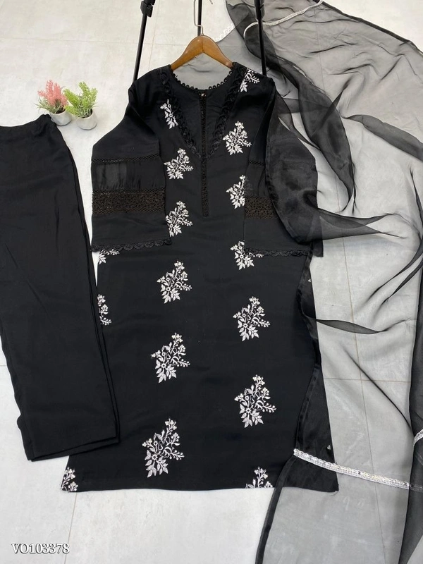 Azorte Fashion N Roman Silk Embroidered Suit Set with GPO Lace & Silver Chiffon Dupatta – Fully Stitched - Black, M 38
