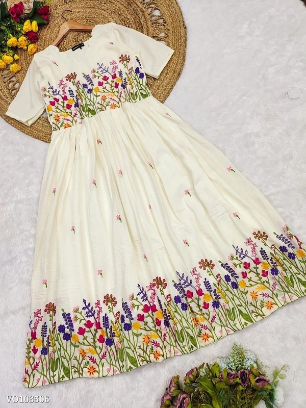 Azorte Fashion N Elegant Maska Cotton One-Piece Dress with Embroidery & Lining – Summer Short Sleeve Gown - M