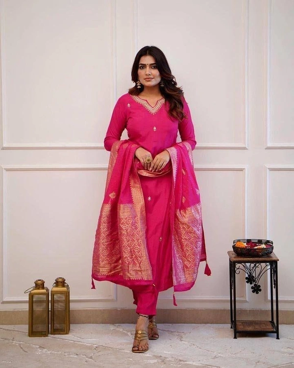 Azorte Fashion Roman Silk Designer Kurti Set with Zari & Jacquard Work | Festive Wear - Pink, XXL (44)