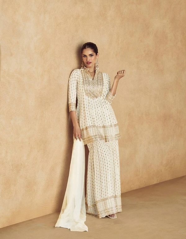 Azorte Fashion White Chinon Silk Ready-Made Embroidered Suit  - L (40)