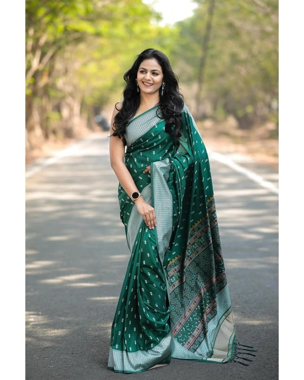 Azorte Fashion  Banarasi Soft Silk Saree with Zari & Jacquard Weave – Elegant Traditional Wear