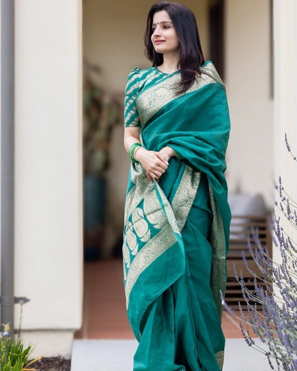 Azorte Fashion Soft Lichi Silk Saree with Rich Pallu & Jacquard Work | Premium Ethnic Wear
