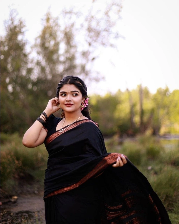 Azorte Fashion Soft Lichi Silk Saree with Rich Pallu & Jacquard Work | Premium Ethnic Wear - Black
