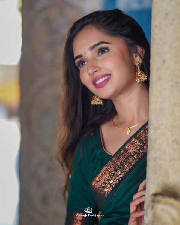 Azorte Fashion Soft Lichi Silk Saree with Rich Pallu & Jacquard Work | Premium Ethnic Wear - Dark Green