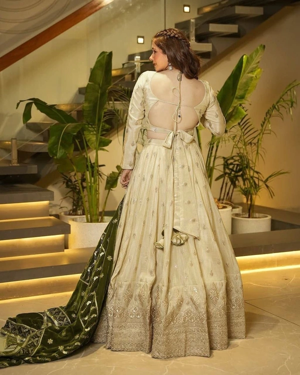 Azorte Fashion Premium Chinon Silk Lehenga – Embroidery, Jari & Sequins Work with Velvet Dupatta