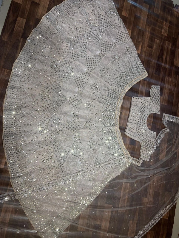 Azorte Fashion Elegant Premium Net Lehenga with Heavy Sequins & Dori Work – 3.5 M Flair