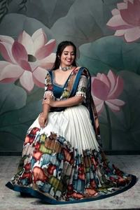 Azorte Fashion Designer Kalamkari Printed Lehenga Choli with Maggam Neck Hand Work – Trendy & Elegant - L