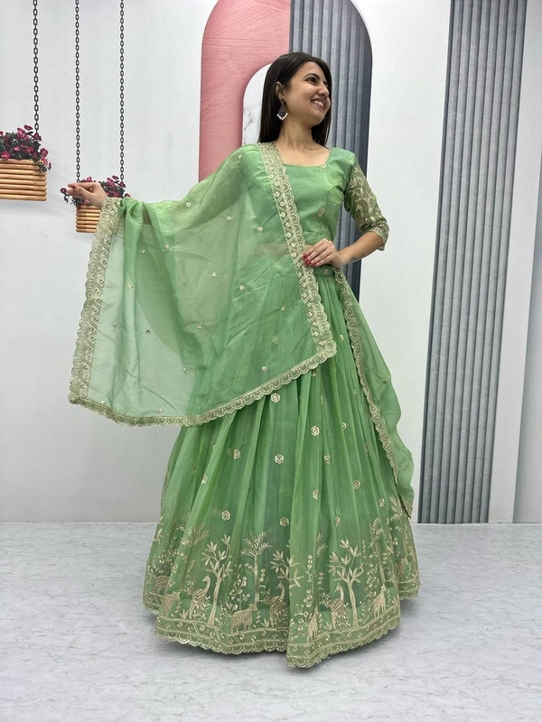 Azorte Fashion Luxurious Gold Crush Lehenga Choli – Heavy Embroidery & Sequence Work - L