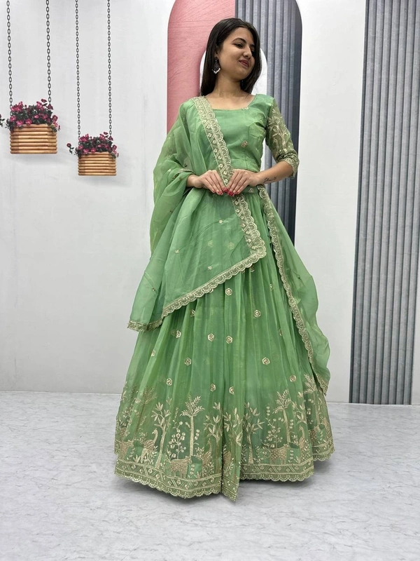 Azorte Fashion Luxurious Gold Crush Lehenga Choli – Heavy Embroidery & Sequence Work - L