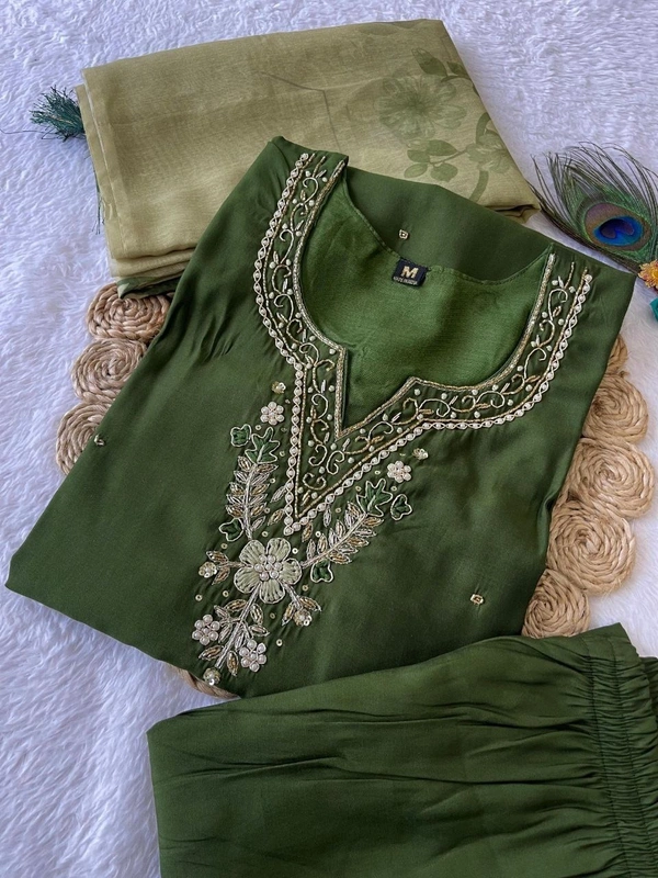 Azorte Fashion Elegant Dark Mehandi Kurti Set – Hand Embroidery & Chanderi Digital Print Dupatta - XXL (44)