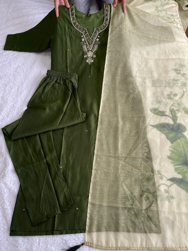 Azorte Fashion Elegant Dark Mehandi Kurti Set – Hand Embroidery & Chanderi Digital Print Dupatta - XXL (44)