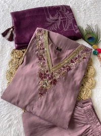 Azorte Fashion Elegant Ice Wine Kurti Set – Hand Embroidery & Chanderi Digital Print Dupatta - M (38)