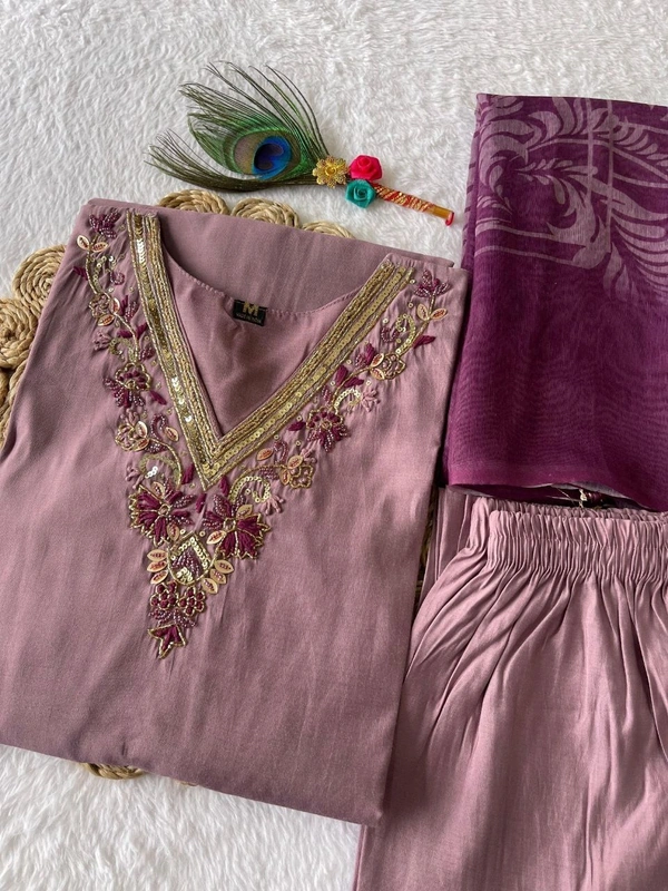 Azorte Fashion Elegant Ice Wine Kurti Set – Hand Embroidery & Chanderi Digital Print Dupatta - M (38)