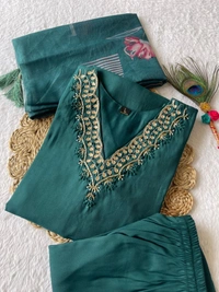 Azorte Fashion Dark Rama Kurti Set – Premium Roman Silk with Hand Embroidery & Heavy Chanderi Digital Print Dupatta - L (40)
