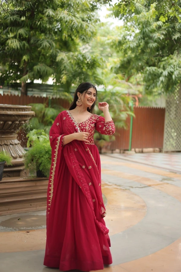 Azorte Fashion Designer Faux Blooming Gown with Sequins Embroidery & Dupatta - L (40)