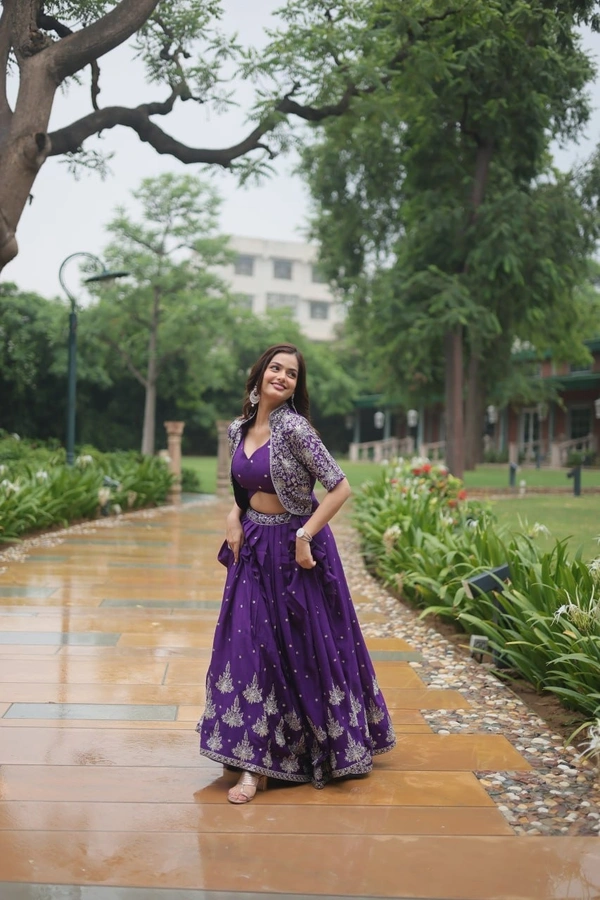 Azorte Fashion Designer Lehenga Choli Set with Sequins Embroidered Koti – Perfect for Weddings & Festive Wear - Full-Stitched, 40 Size Stitched (Alterable from 38” to 44”)