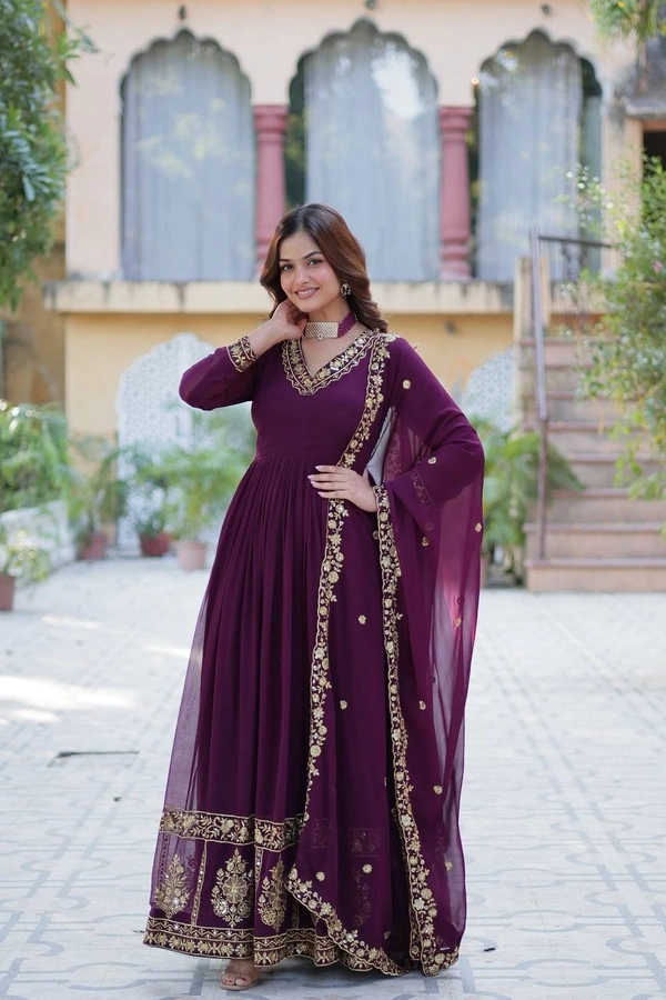 Azorte Fashion Luxury Faux Blooming Georgette Gown with Zari & Sequins Embroidery – Designer Gown with Dupatta - Valentino, XXL (44)