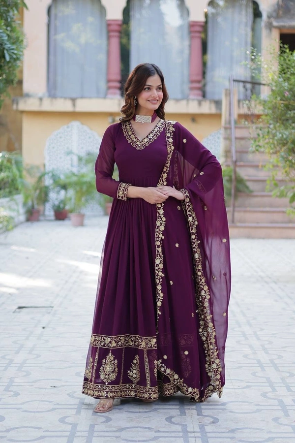 Azorte Fashion Luxury Faux Blooming Georgette Gown with Zari & Sequins Embroidery – Designer Gown with Dupatta - Valentino, XXL (44)