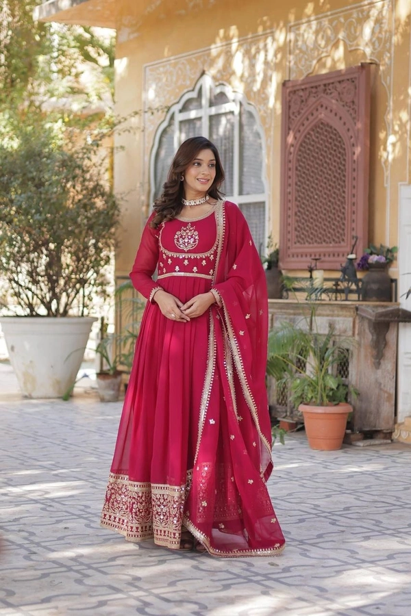 Azorte Fashion Elegant Faux Blooming Georgette Gown with Sequins Embroidery – Designer Gown with Dupatta - Maroon Flush, L (40)