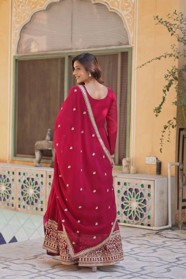 Azorte Fashion Elegant Faux Blooming Georgette Gown with Sequins Embroidery – Designer Gown with Dupatta - Maroon Flush, L (40)