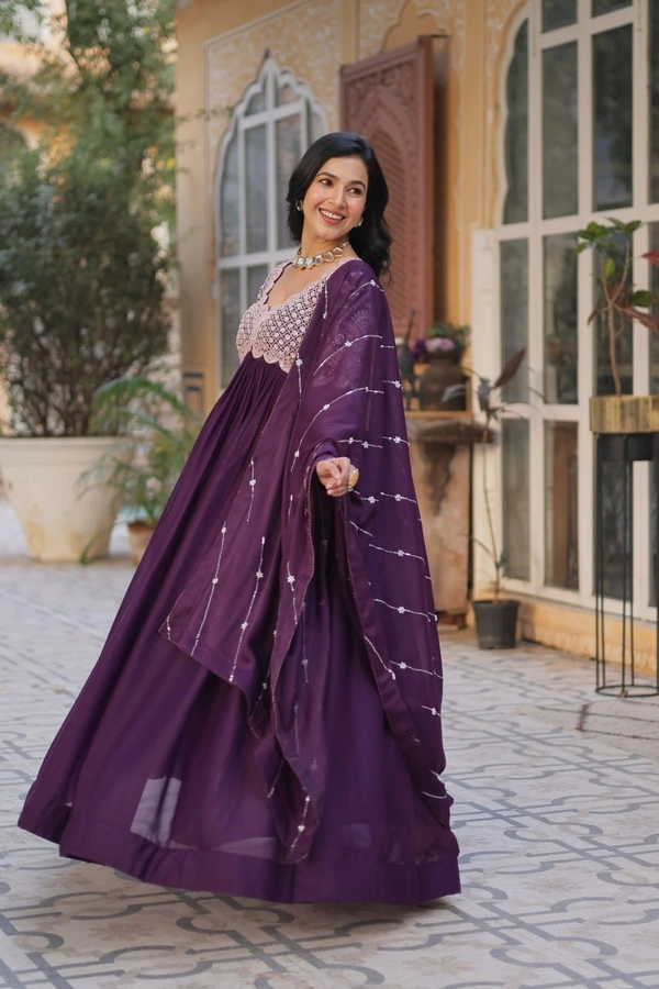 Azorte Fashion Elegant Star Georgette Gown with Beads & Sequins Embroidery – Party & Festive Wear - Wine Berry, M (38)