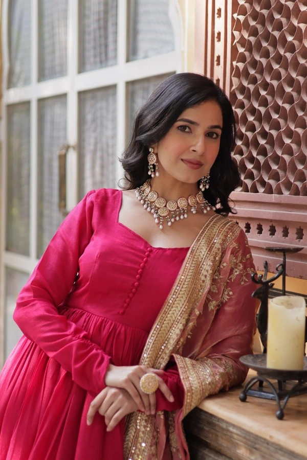 Azorte Fashion  Luxurious Shimmer Vichitra Gown with Embroidered Sequins & Fendi Dupatta – Party & Wedding Wear - Cardinal, M (38)