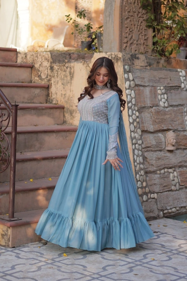 Azorte Fashion Elegant Star Georgette Gown with Beads & Sequins Embroidery – Perfect Party & Wedding Wear - Horizon, XXL (44)