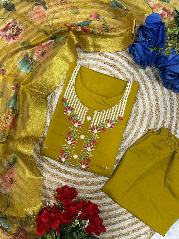 Azorte Fashion Luxury Roman Silk Embroidered Kurti Set – Jacquard Digital Print Dupatta - XL (42)