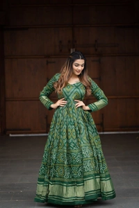 Azorte Fashion Gaji Silk Bandhej Print Gown | 4-Meter Flair | Ready-to-Wear - Stromboli, XL